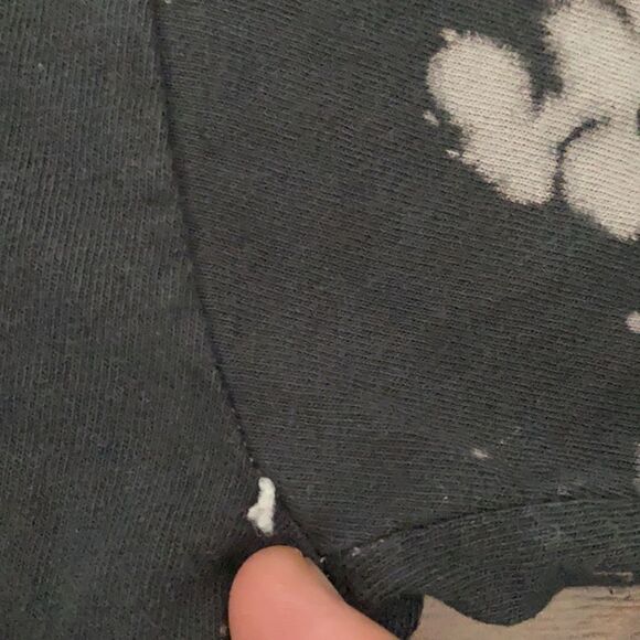 AC/DC Acid Bleach Wash Distressed Graphic Shirt Distressed Casual Band Music - Picture 9 of 10